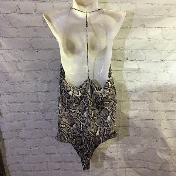 AFRM Jazzy Cowl Neck Snakeskin Print T-Back Bodysuit Size Medium - Picture 5 of 13